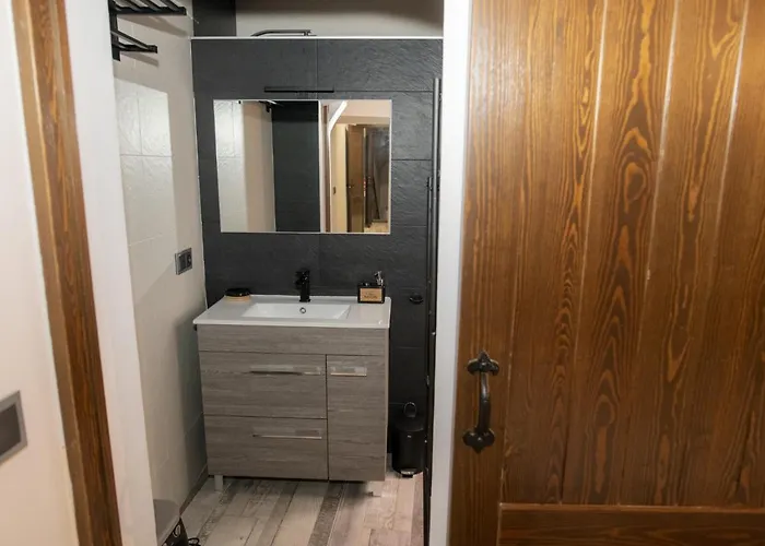 Elegante 5 En El Centro De Con Wifi Διαμέρισμα Caces